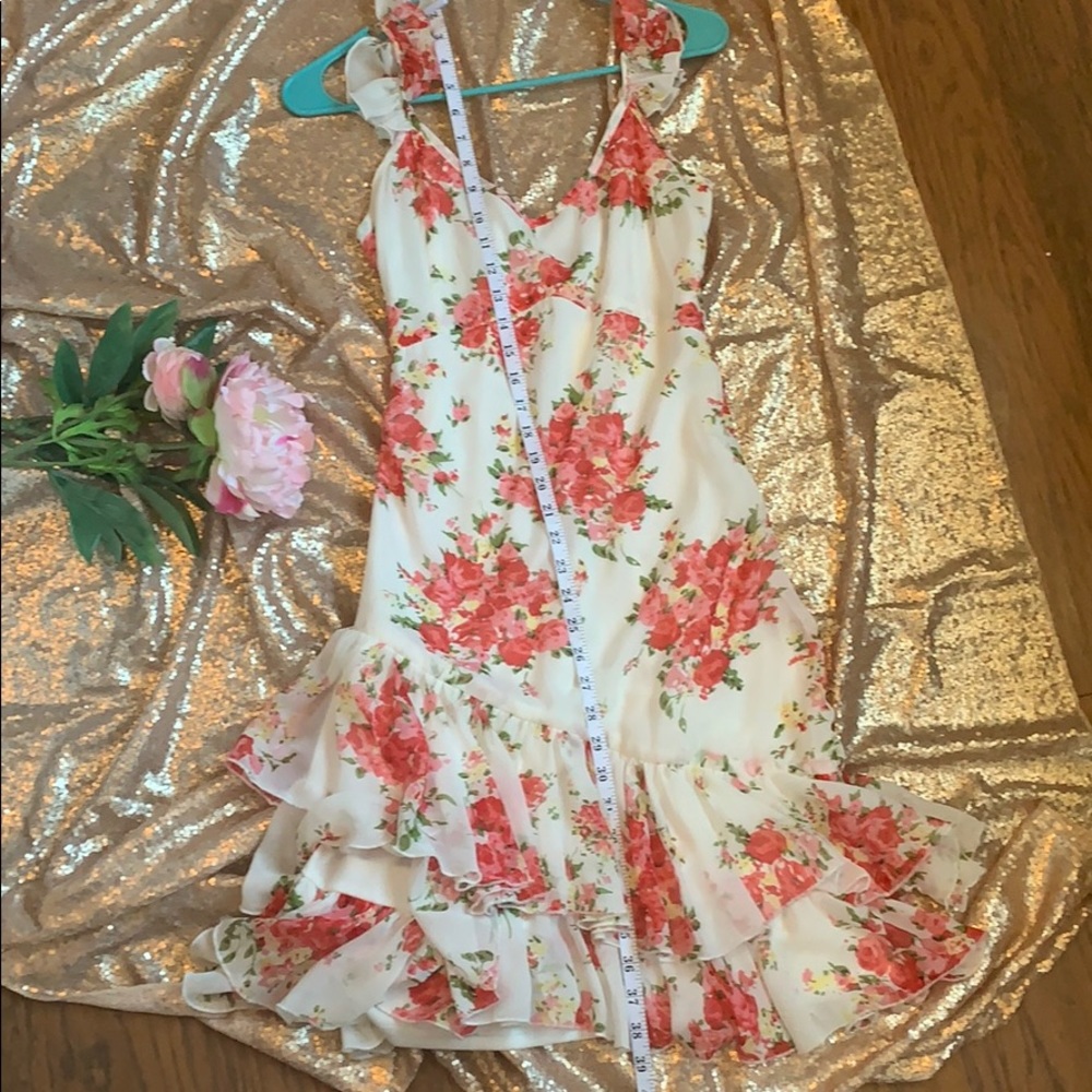 [Stunning Flirty] Floral Ruffled Dress - Picture 4 of 6